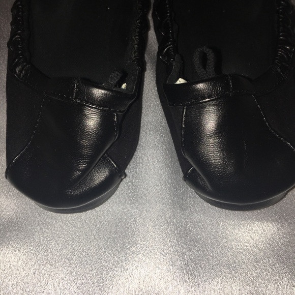 Flat Shoes - Picture 4 of 4